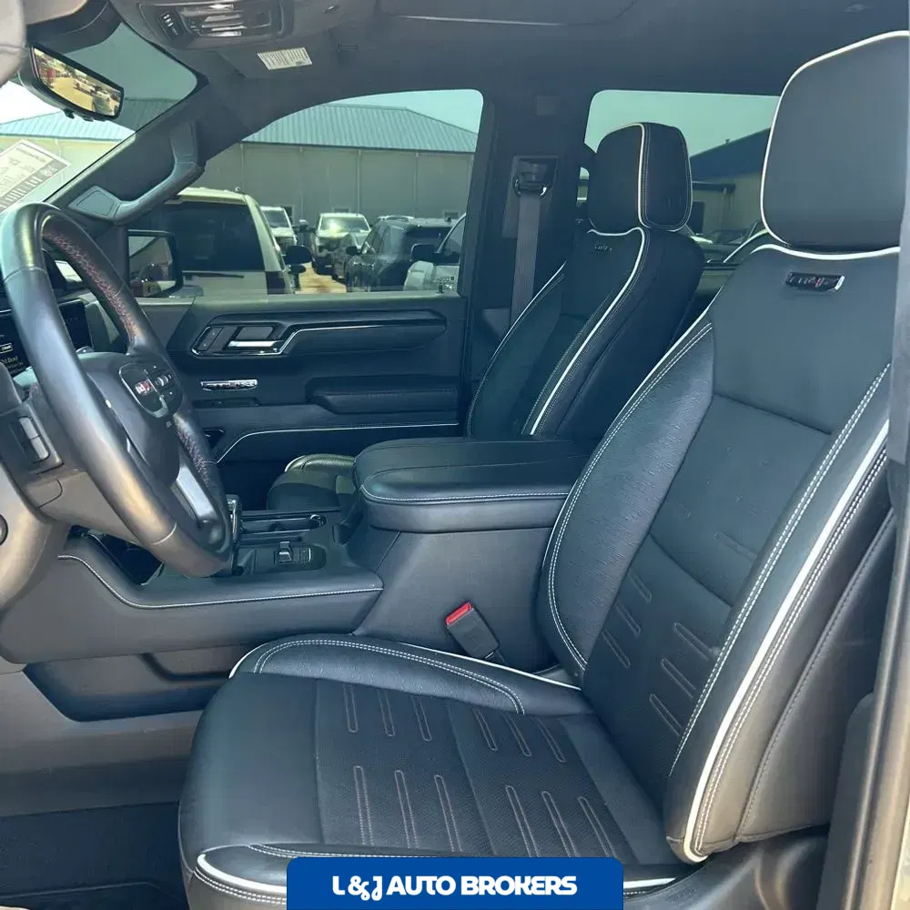 2023 GMC Sierra 1500 AT4X
