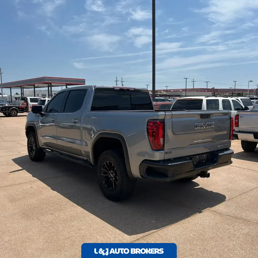 2023 GMC Sierra 1500 AT4X