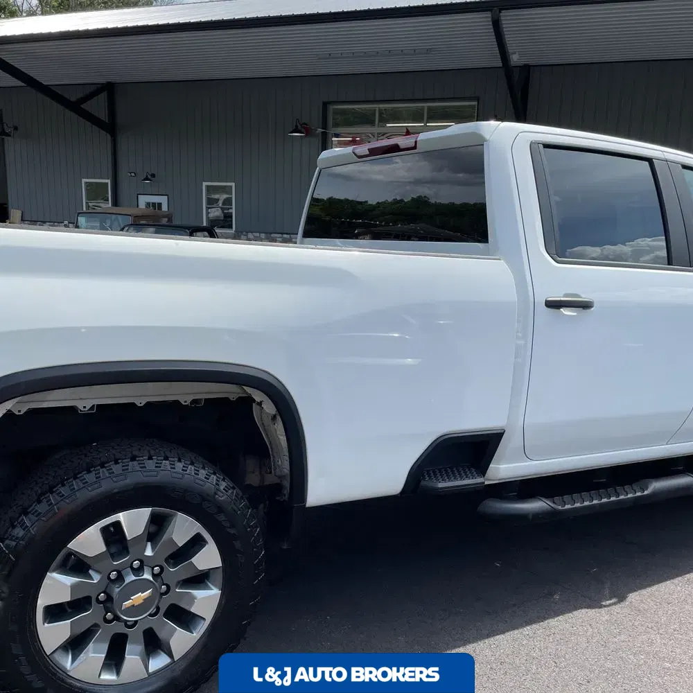2023 Chevrolet Silverado 2500HD Custom