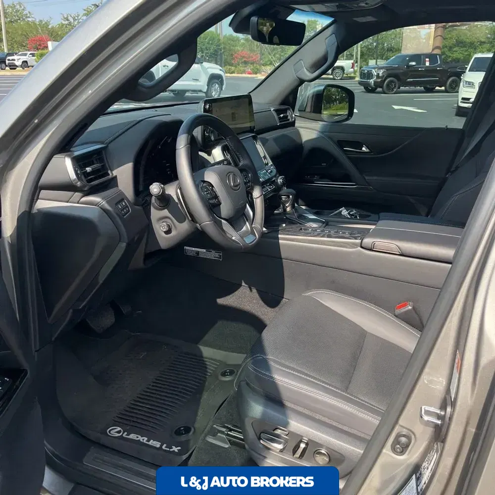2024 Lexus LX 600 Luxury