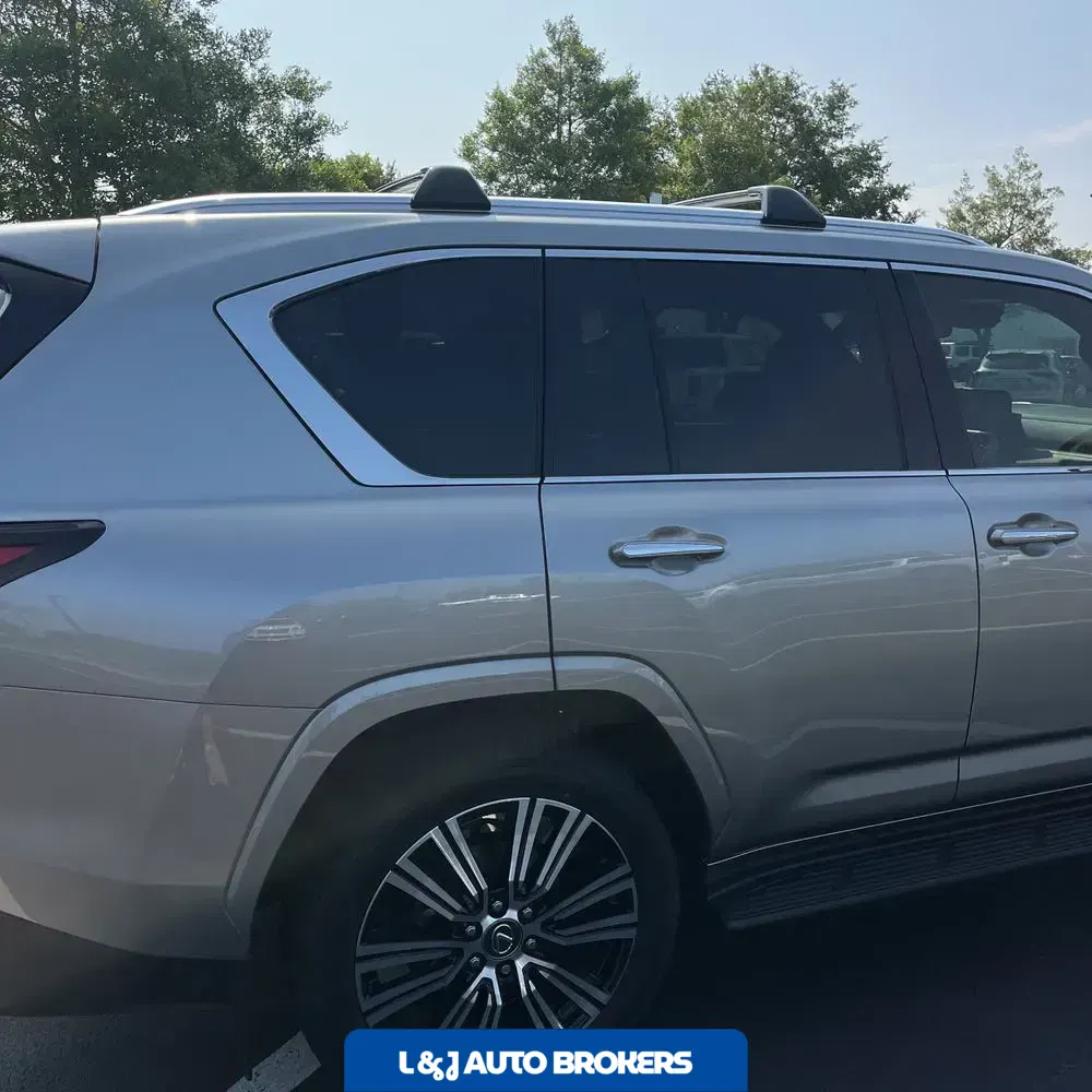 2024 Lexus LX 600 Luxury