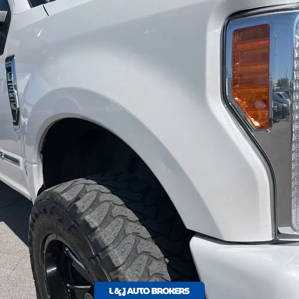 2019 Ford F-350 Super Duty Platinum
