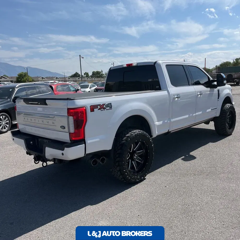 2019 Ford F-350 Super Duty Platinum