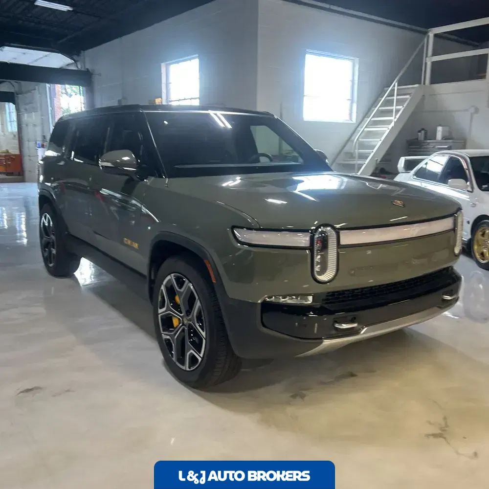 2022 Rivian R1S Launch Edition