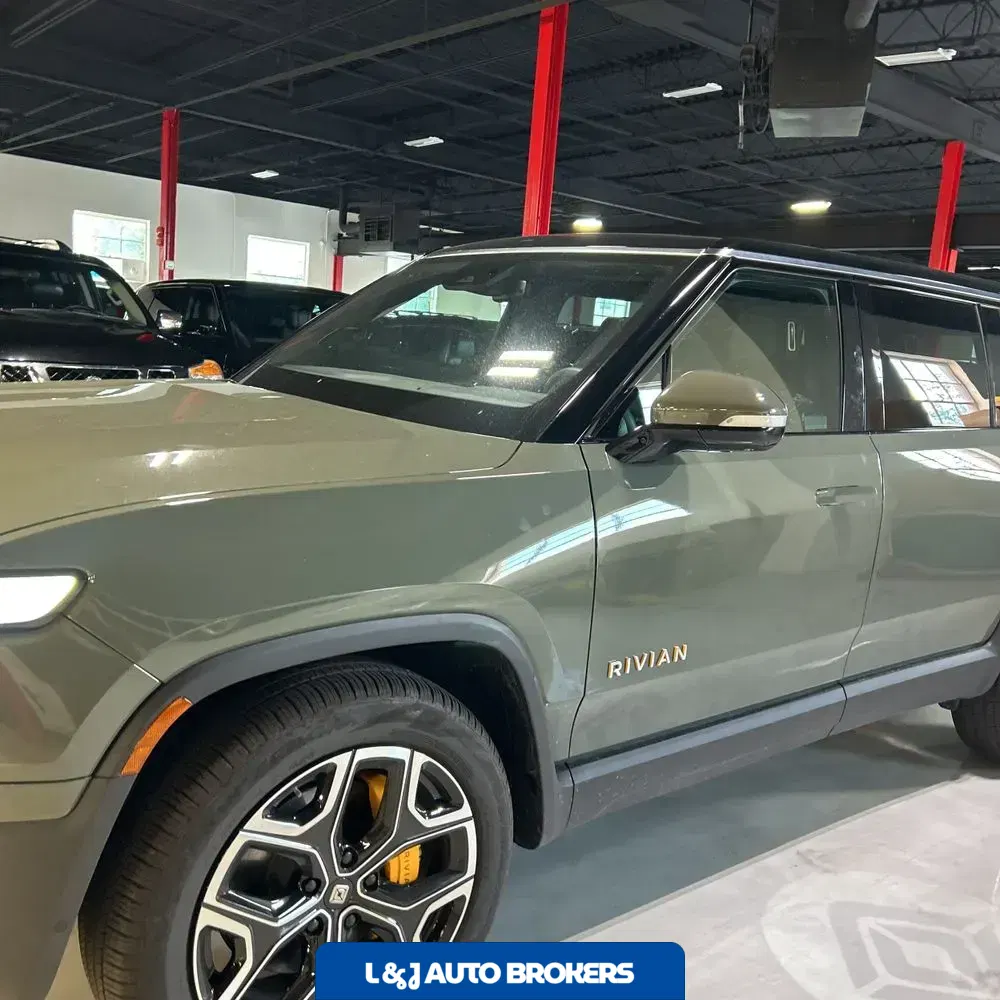 2022 Rivian R1S Launch Edition