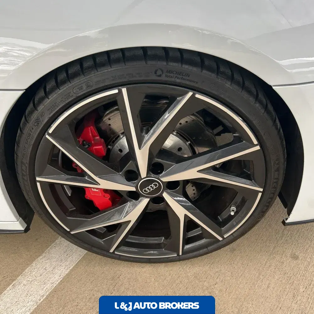 2023 Audi R8 V10 Performance