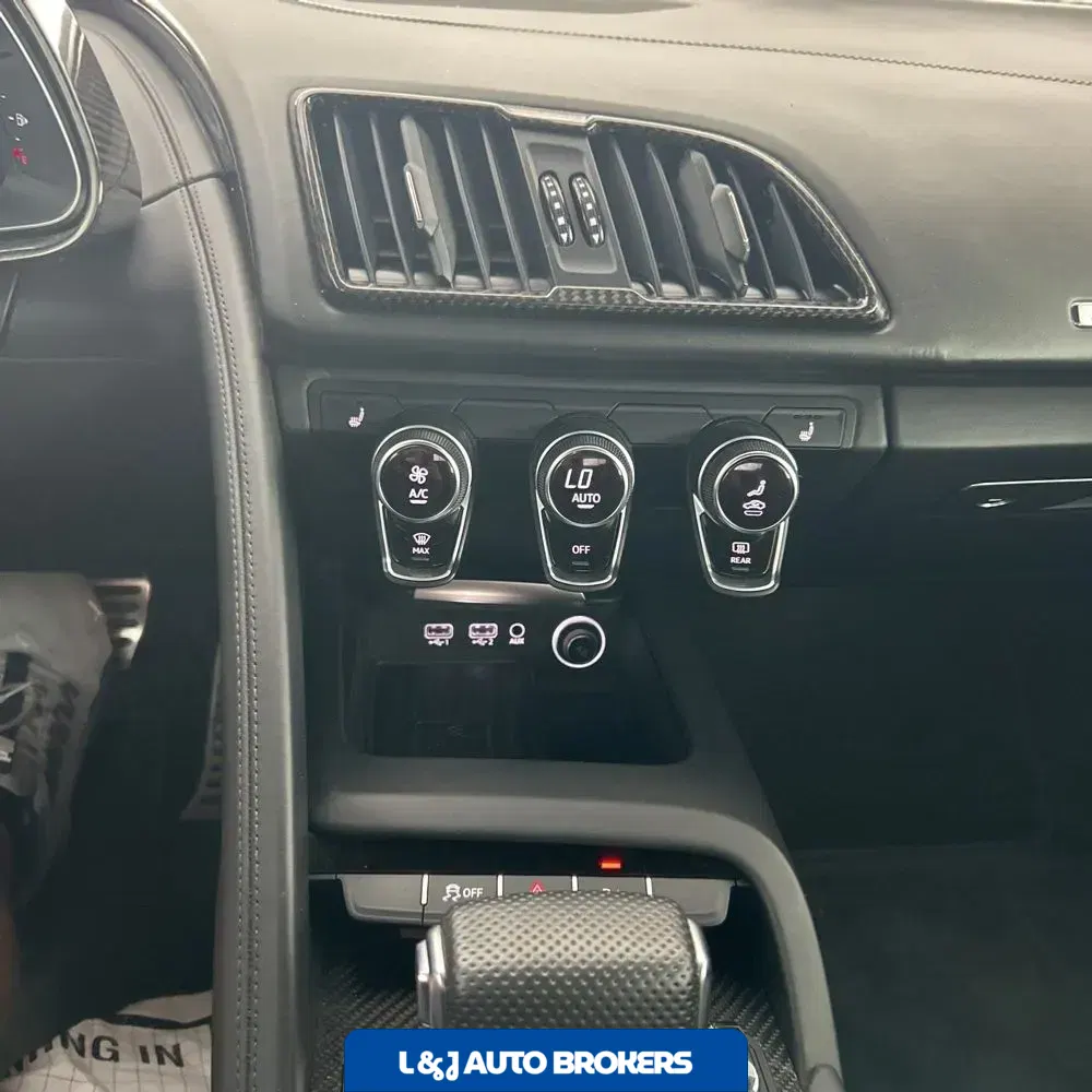 2023 Audi R8 V10 Performance