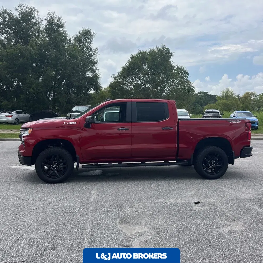 2025 Chevrolet Silverado 1500 LT Trail Boss