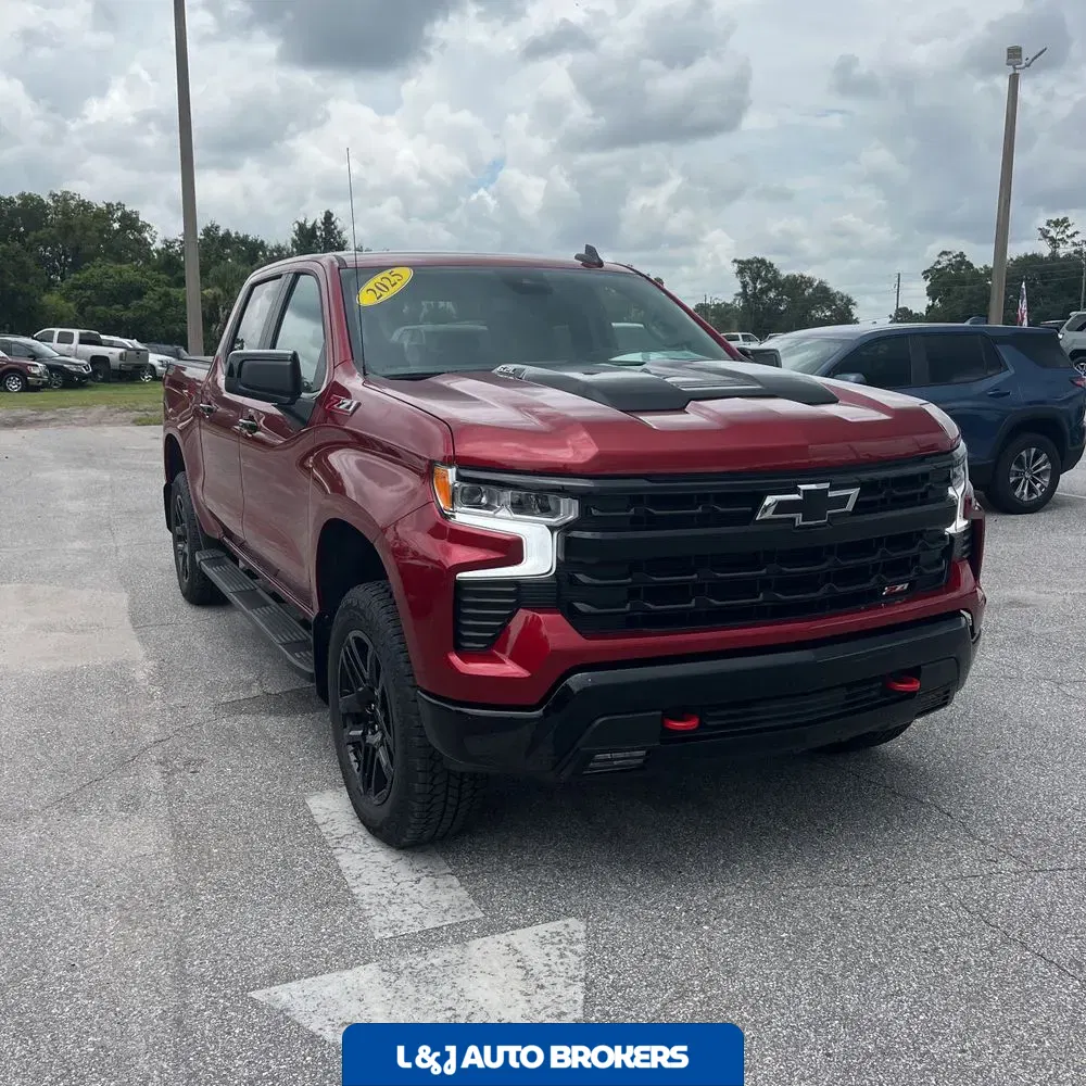 2025 Chevrolet Silverado 1500 LT Trail Boss
