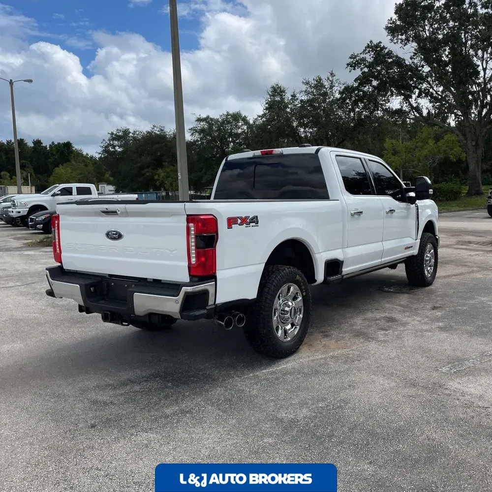 2023 Ford F-250 Super Duty Lariat