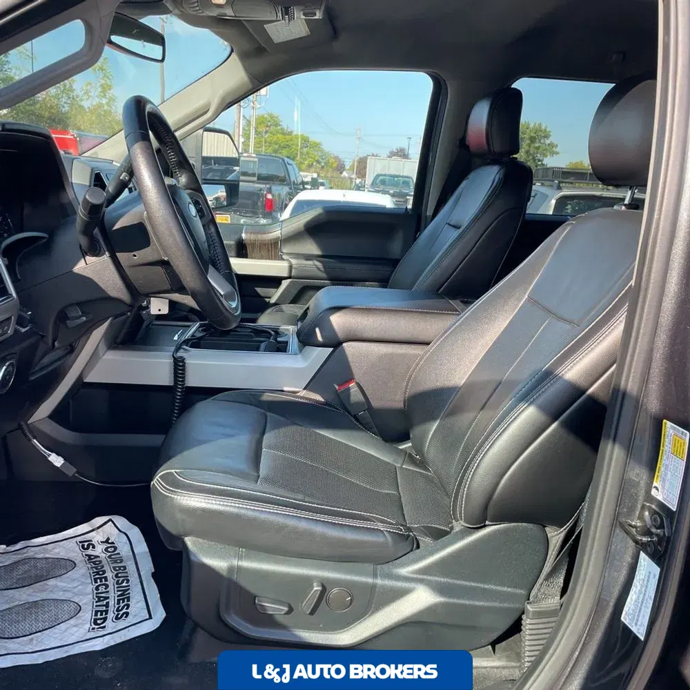 2020 Ford F-350 Super Duty Lariat