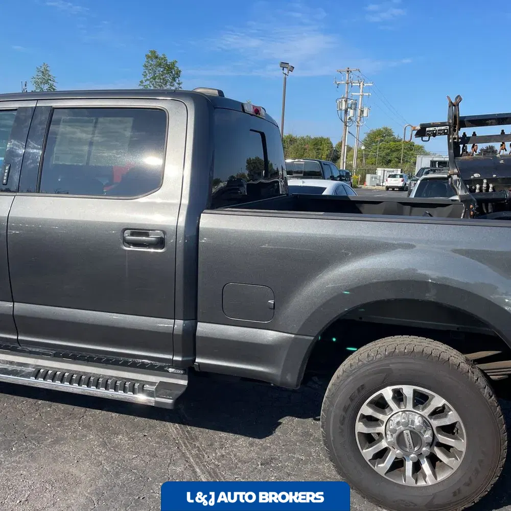 2020 Ford F-350 Super Duty Lariat