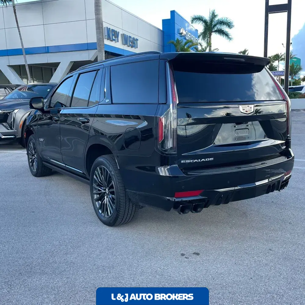 2024 Cadillac Escalade-V Base