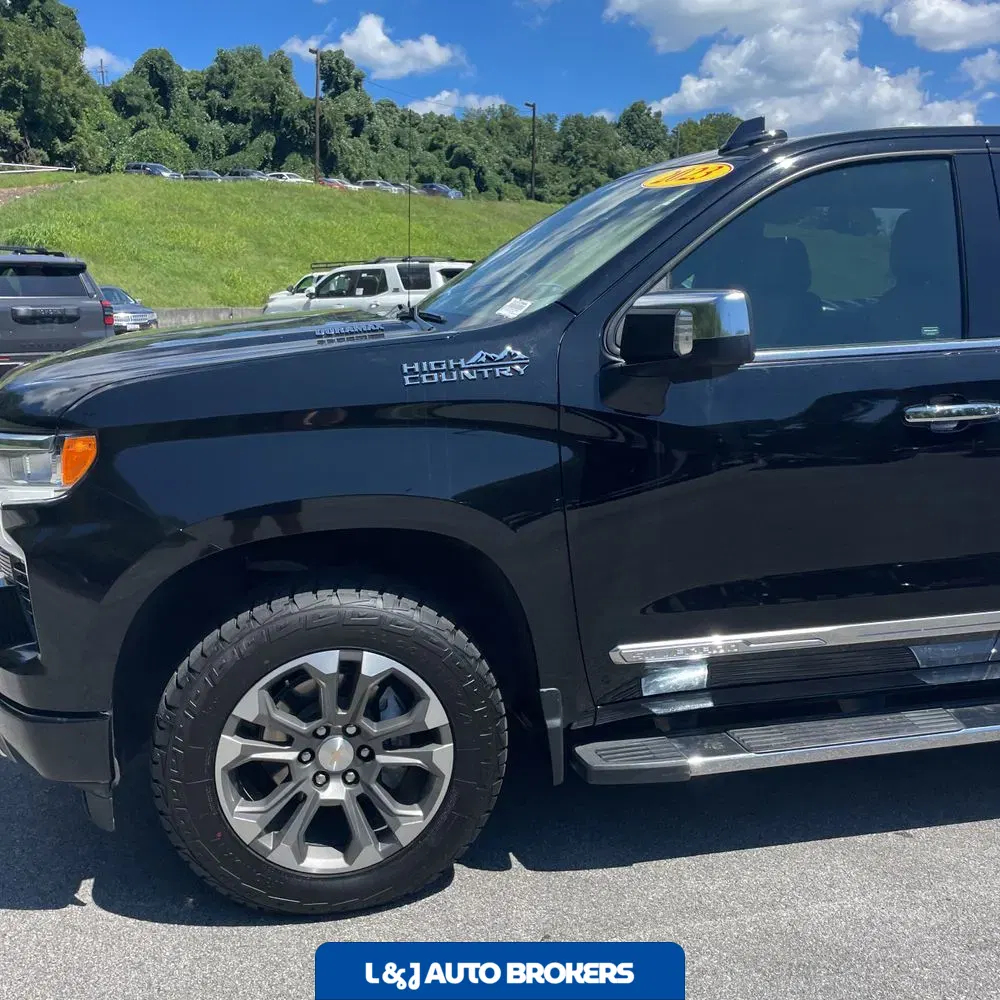 2023 Chevrolet Silverado 1500 High Country