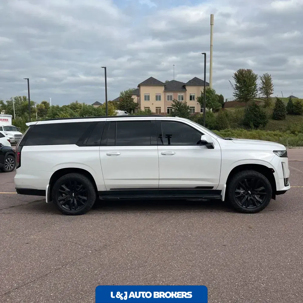 2023 Cadillac Escalade ESV Sport Platinum