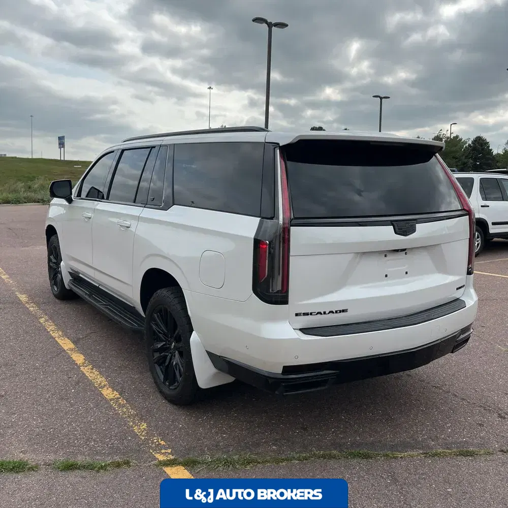 2023 Cadillac Escalade ESV Sport Platinum