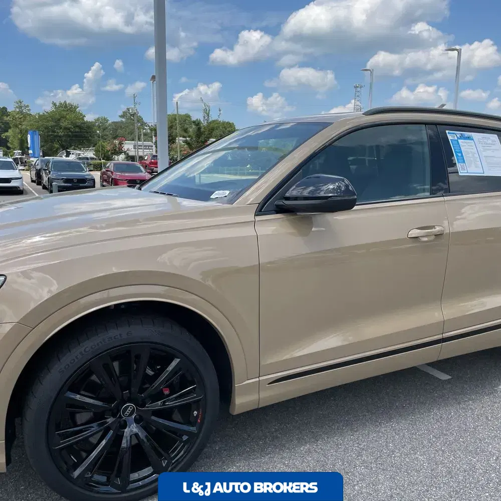 2025 Audi SQ8 Base