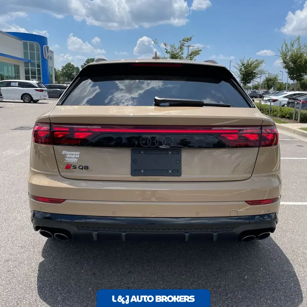 2025 Audi SQ8 Base