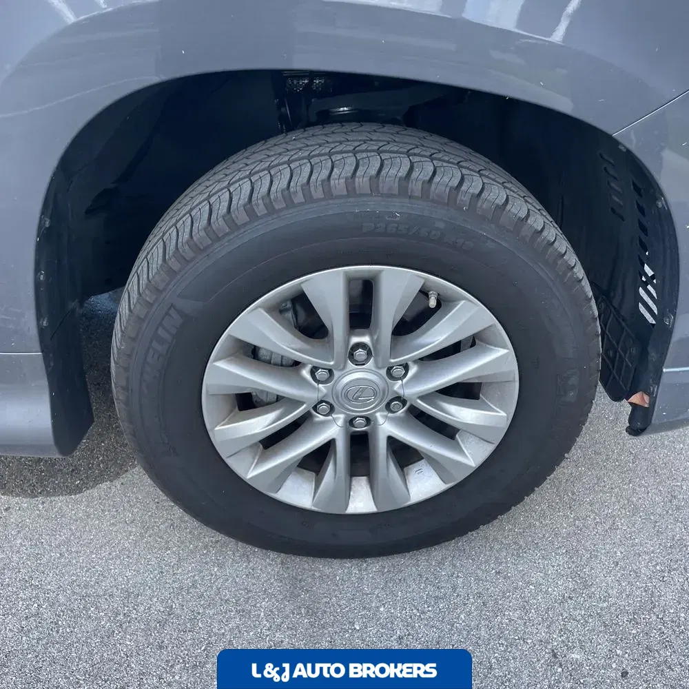2023 Lexus GX 460 Base