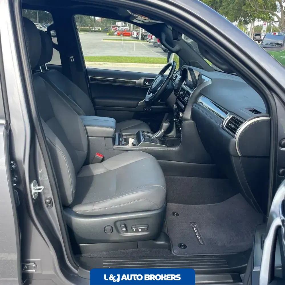 2023 Lexus GX 460 Base