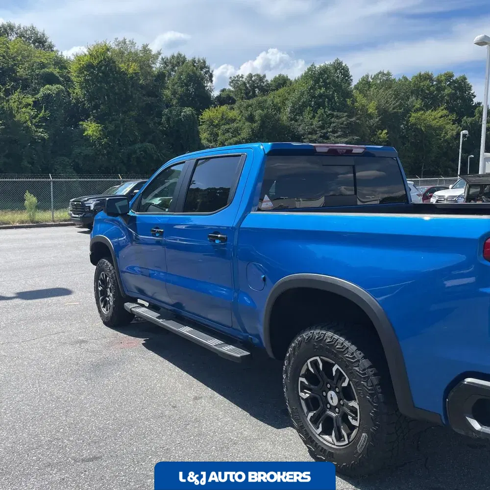2023 Chevrolet Silverado 1500 ZR2
