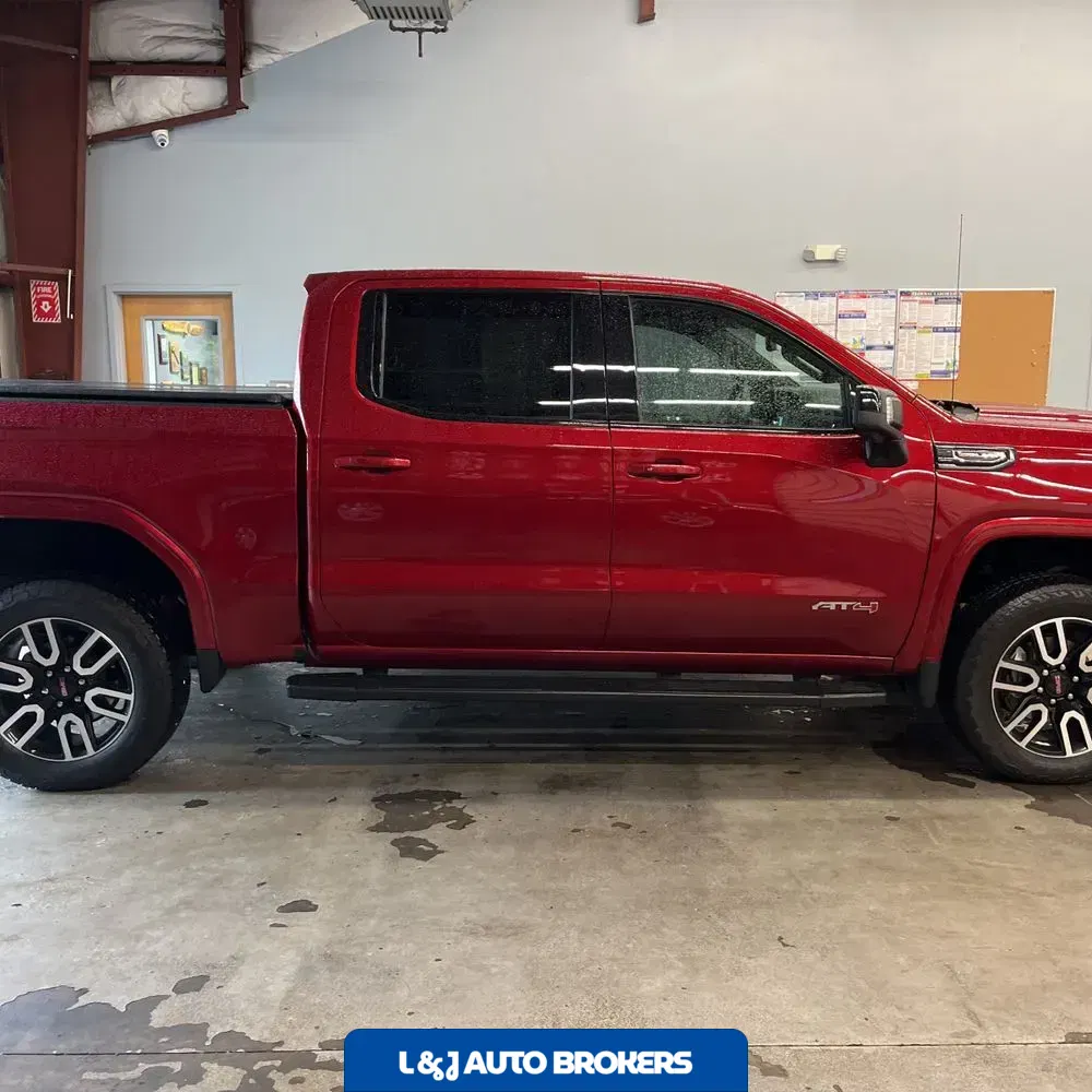 2023 GMC Sierra 1500 AT4