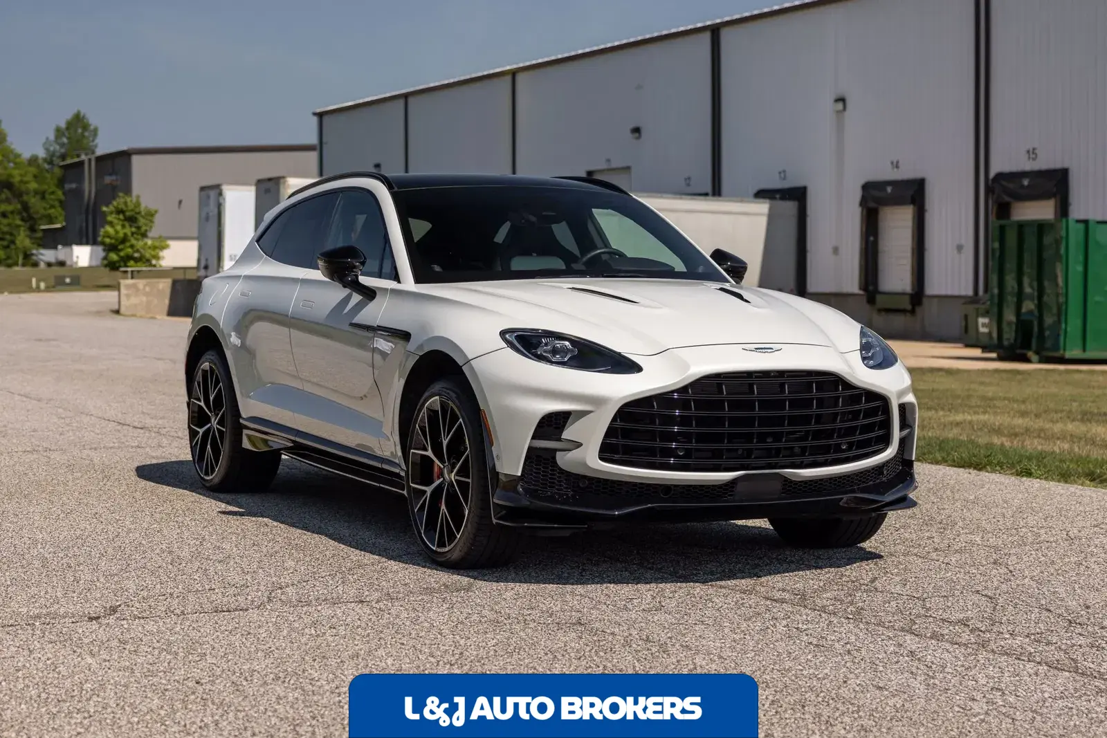 2025 Aston Martin DBX707