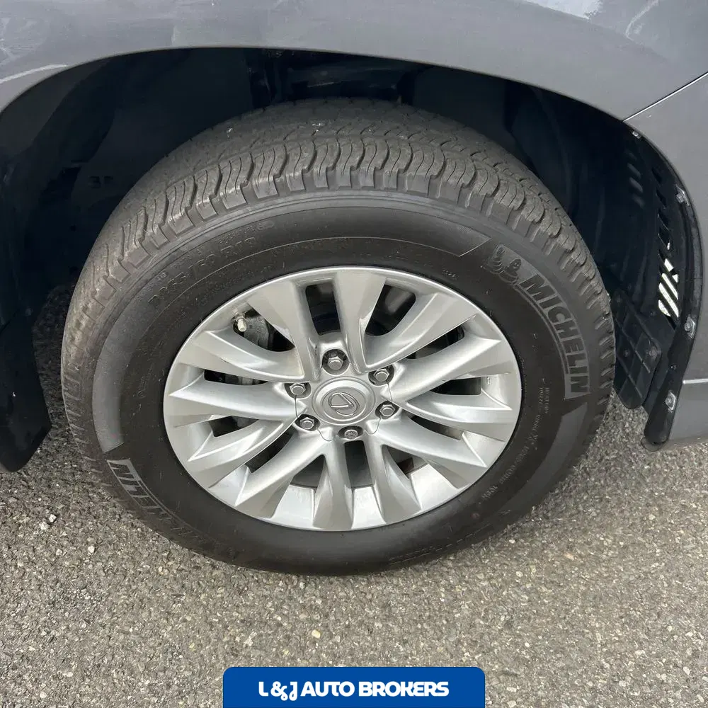2023 Lexus GX 460 Base