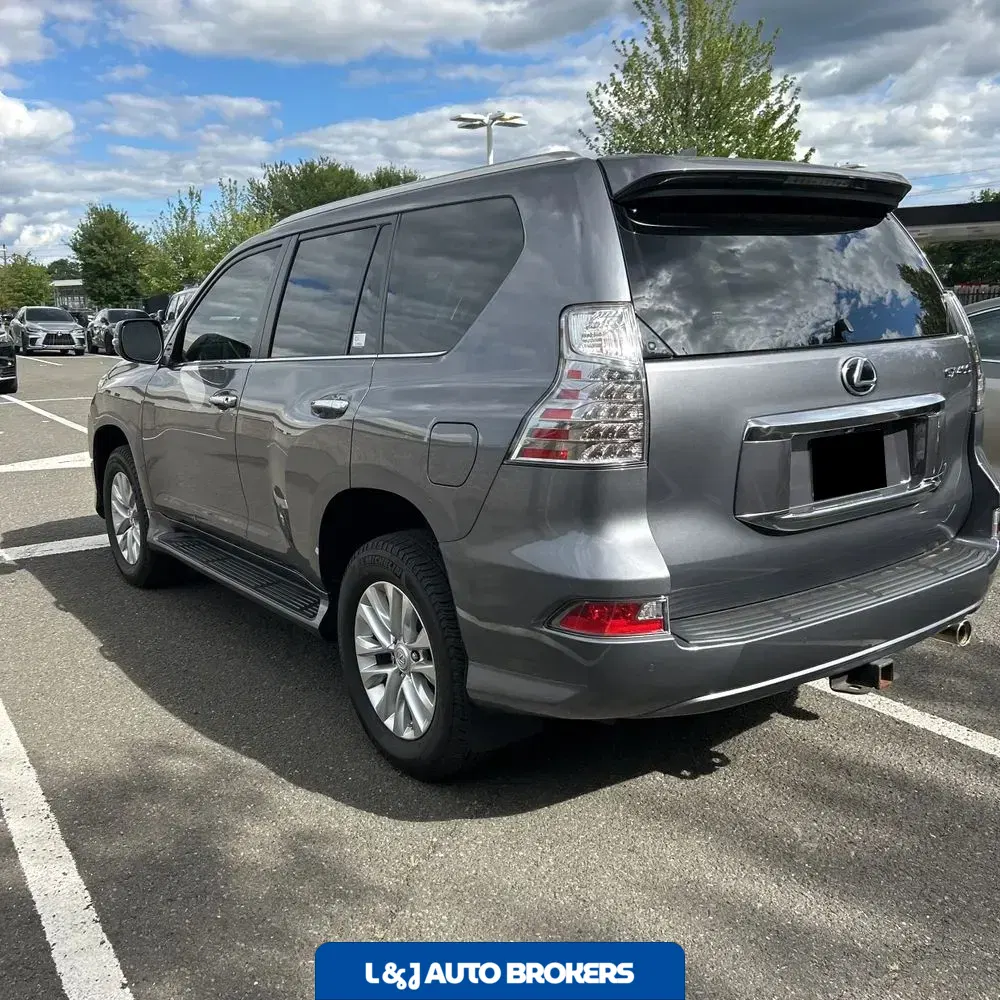 2023 Lexus GX 460 Base
