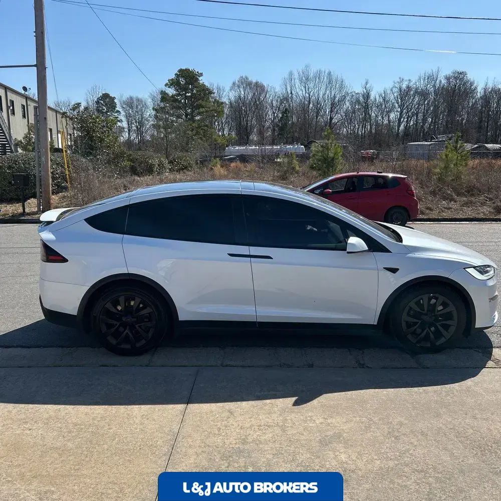 2022 Tesla Model X Plaid