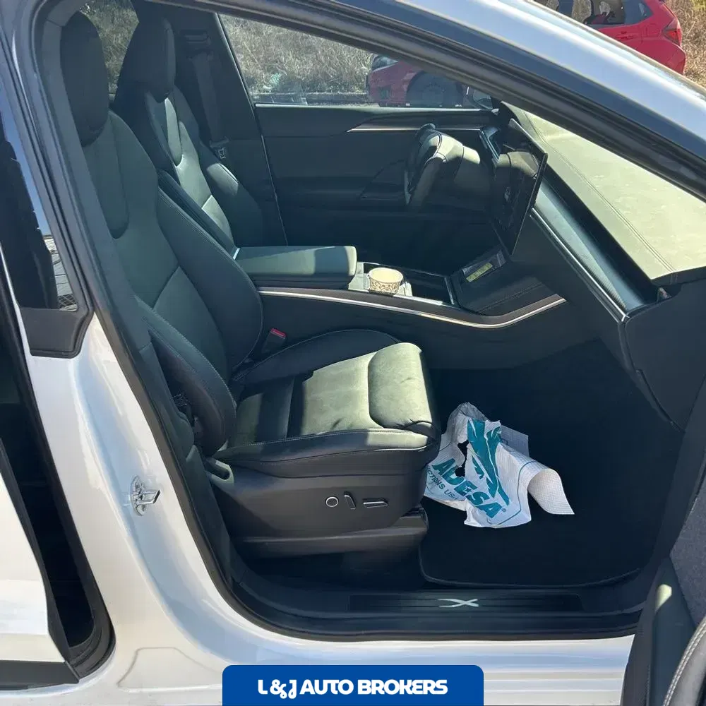 2022 Tesla Model X Plaid