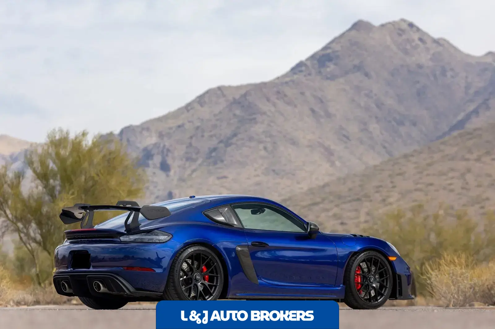 2023 Porsche 718 Cayman GT4 RS Weissach