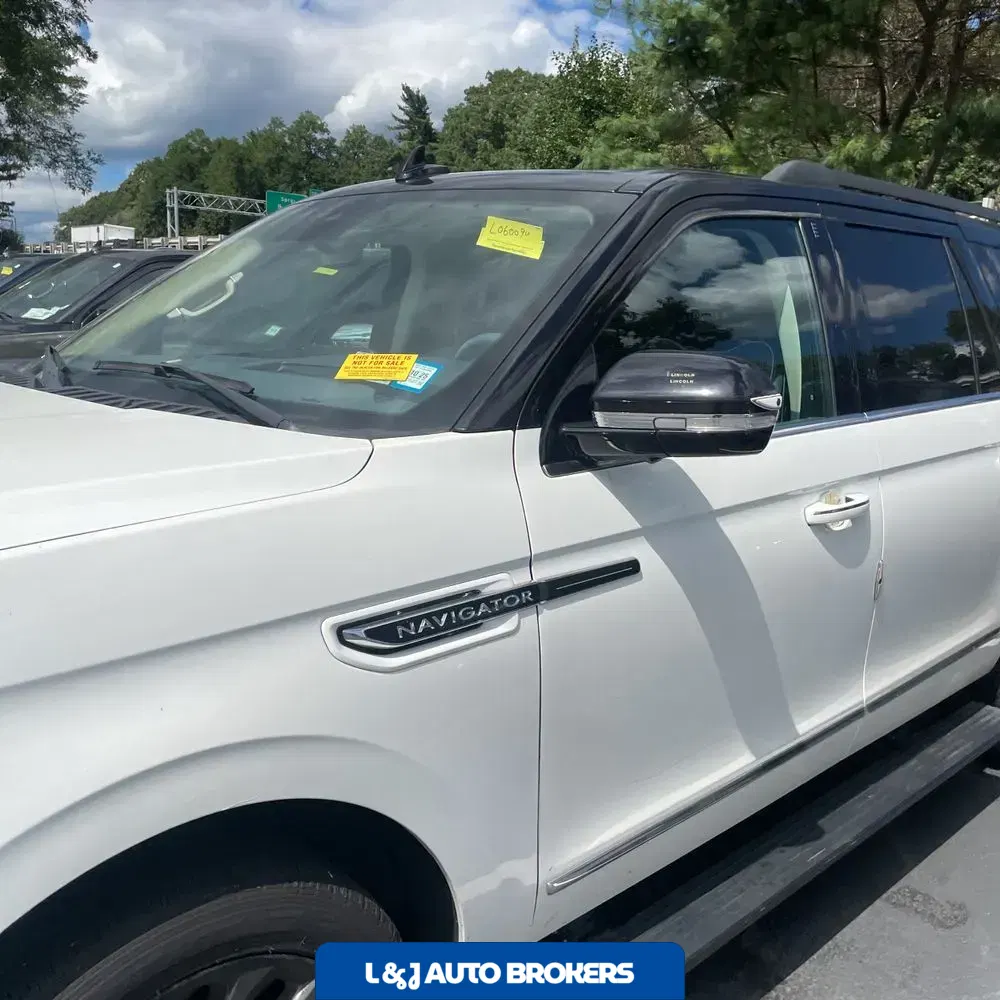 2021 Lincoln Navigator L Black Label