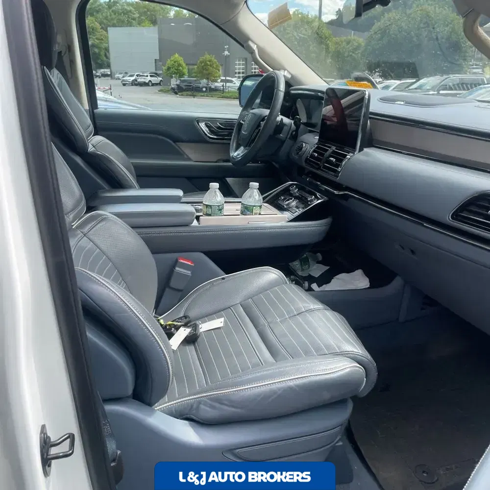 2021 Lincoln Navigator L Black Label