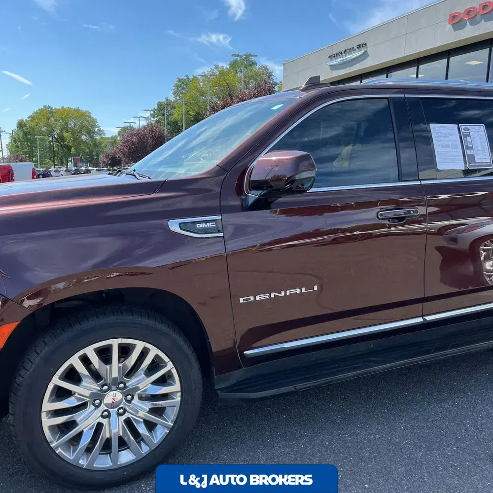 2023 GMC Yukon XL Denali