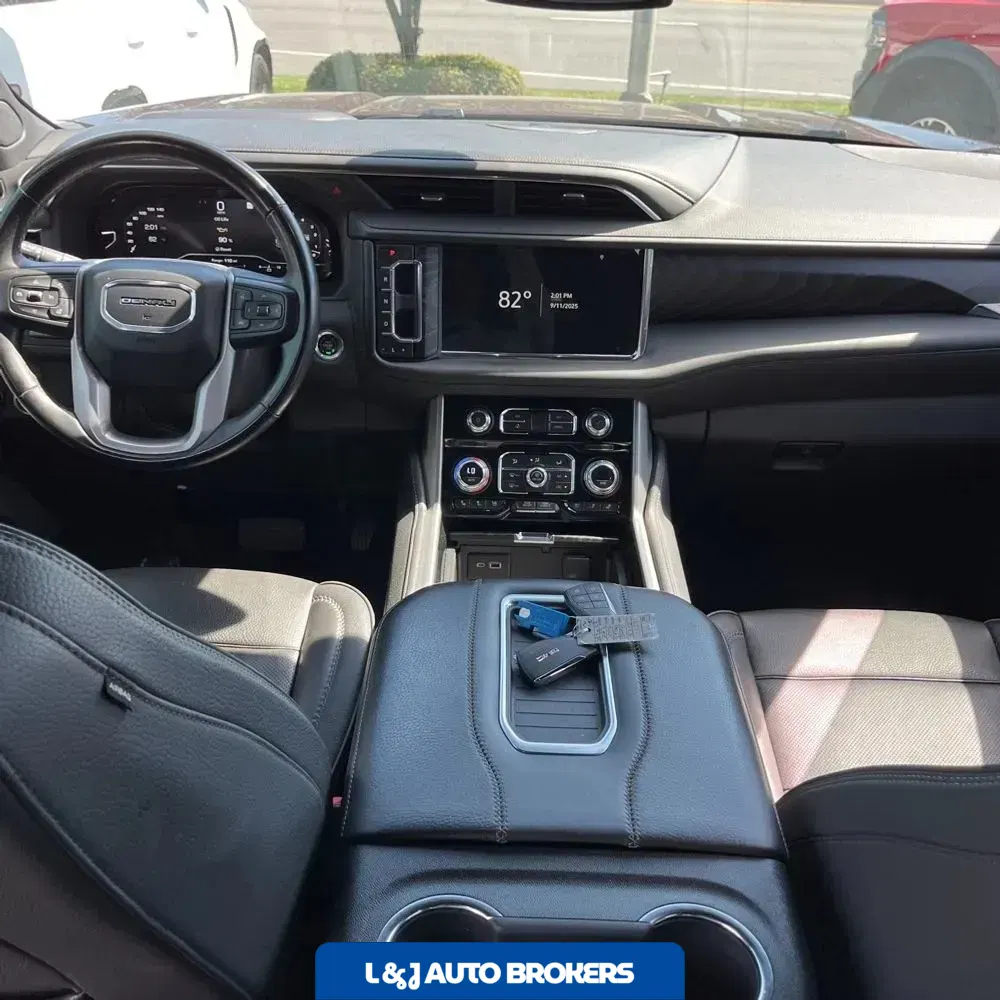 2023 GMC Yukon XL Denali