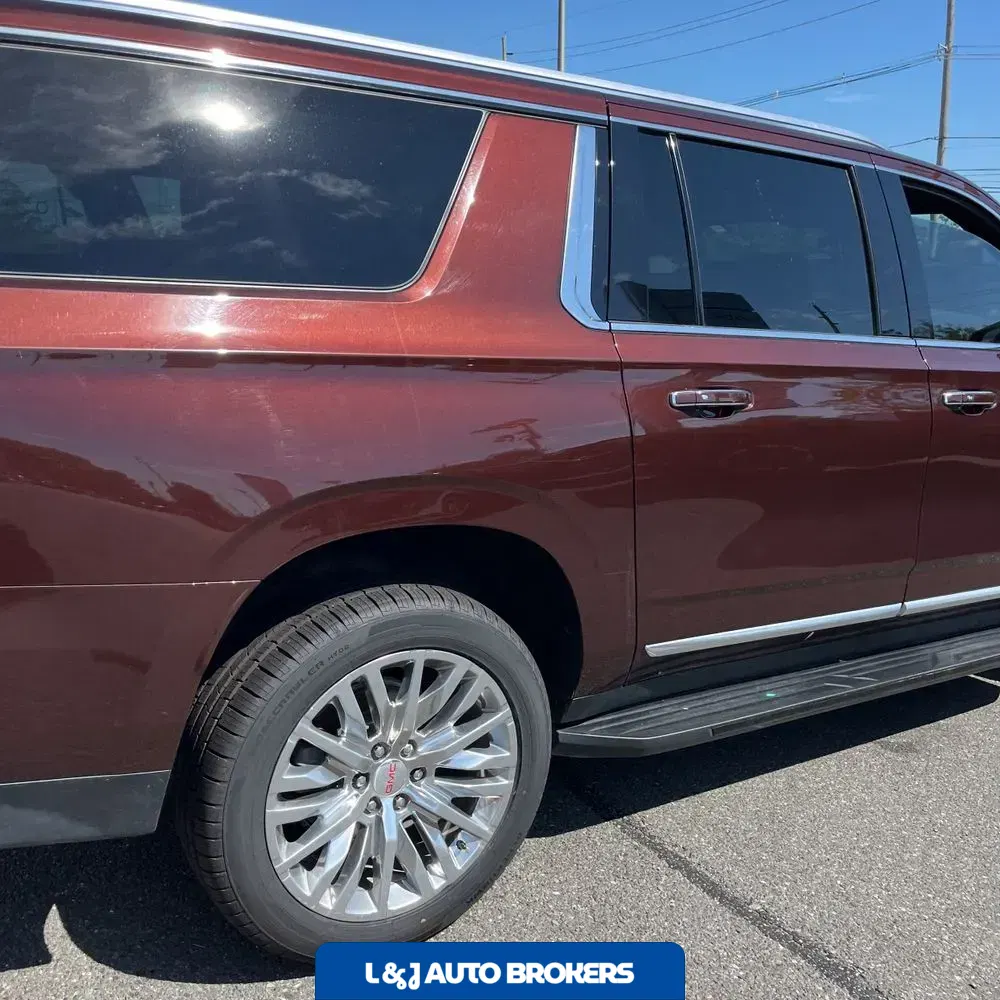 2023 GMC Yukon XL Denali
