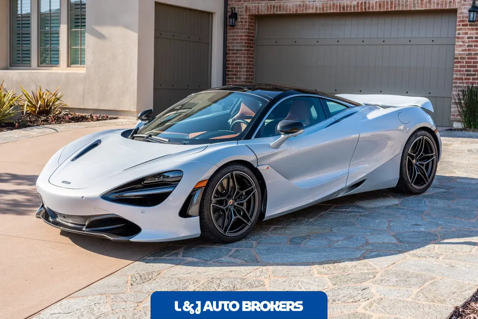 2018 McLaren 720S Launch Edition