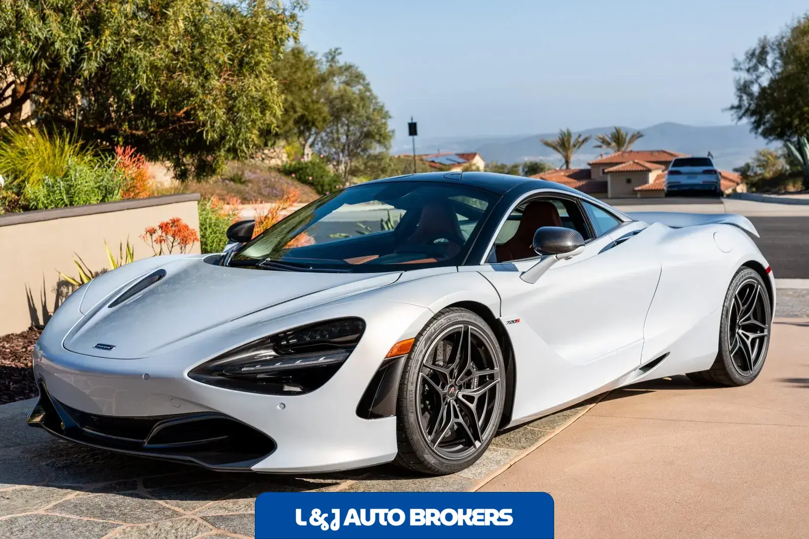 2018 McLaren 720S Launch Edition