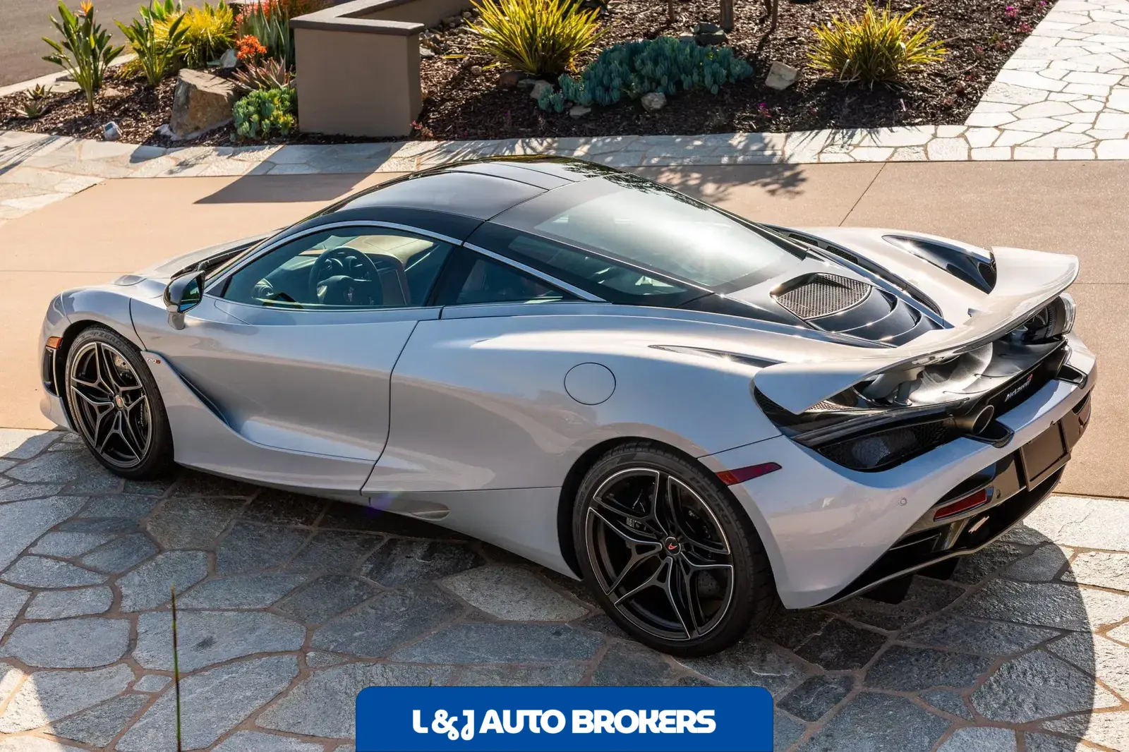 2018 McLaren 720S Launch Edition