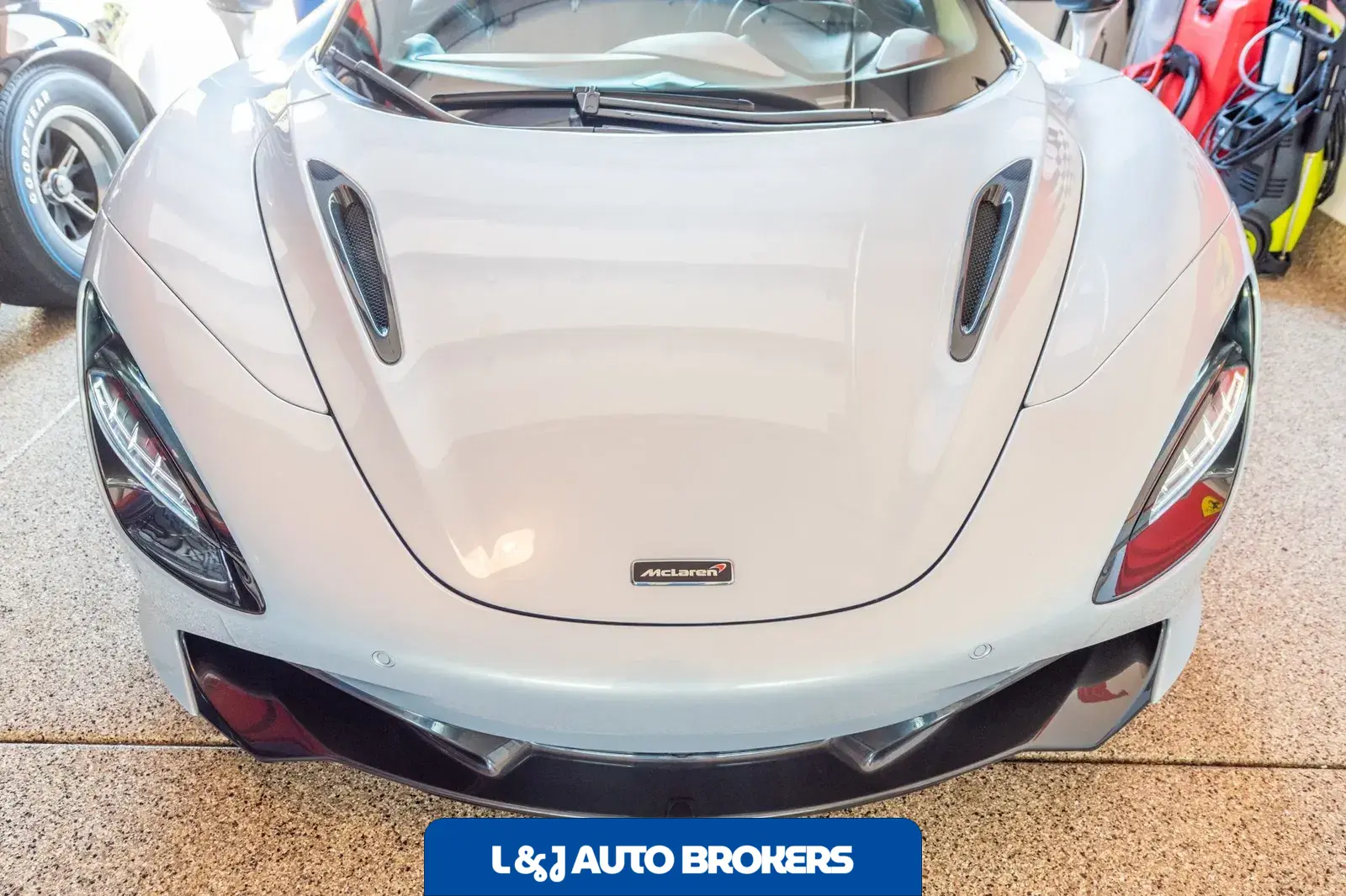 2018 McLaren 720S Launch Edition