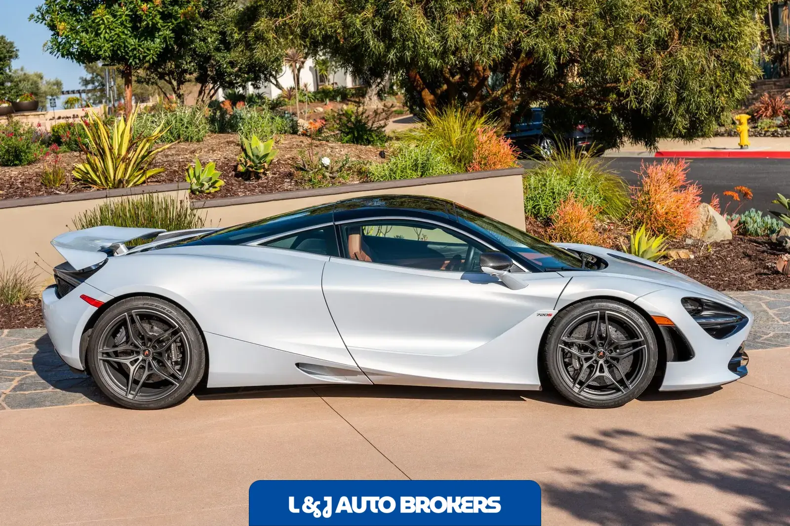 2018 McLaren 720S Launch Edition