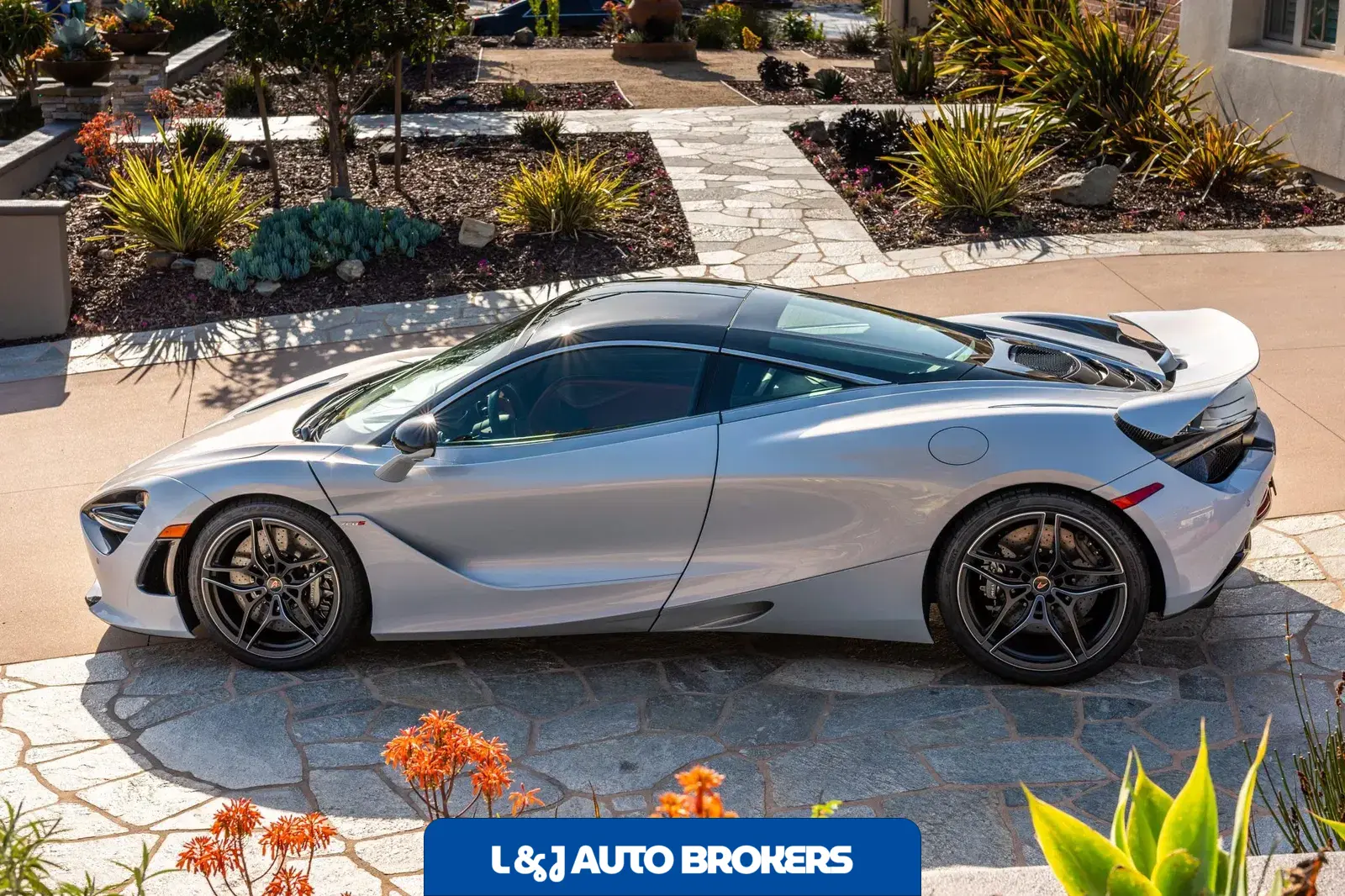 2018 McLaren 720S Launch Edition