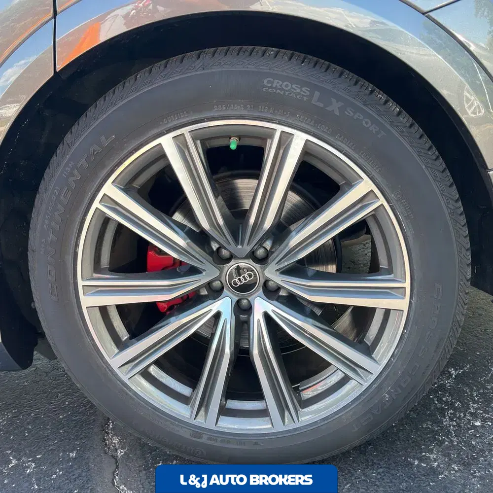 2022 Audi SQ8 Premium Plus