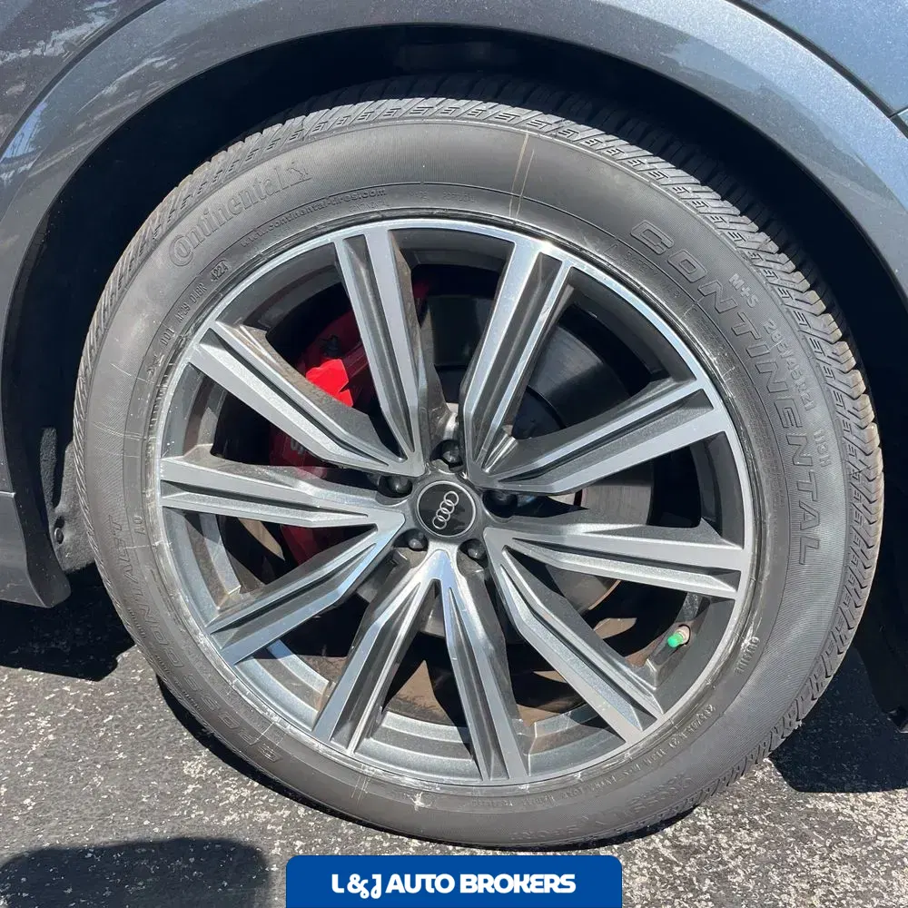 2022 Audi SQ8 Premium Plus