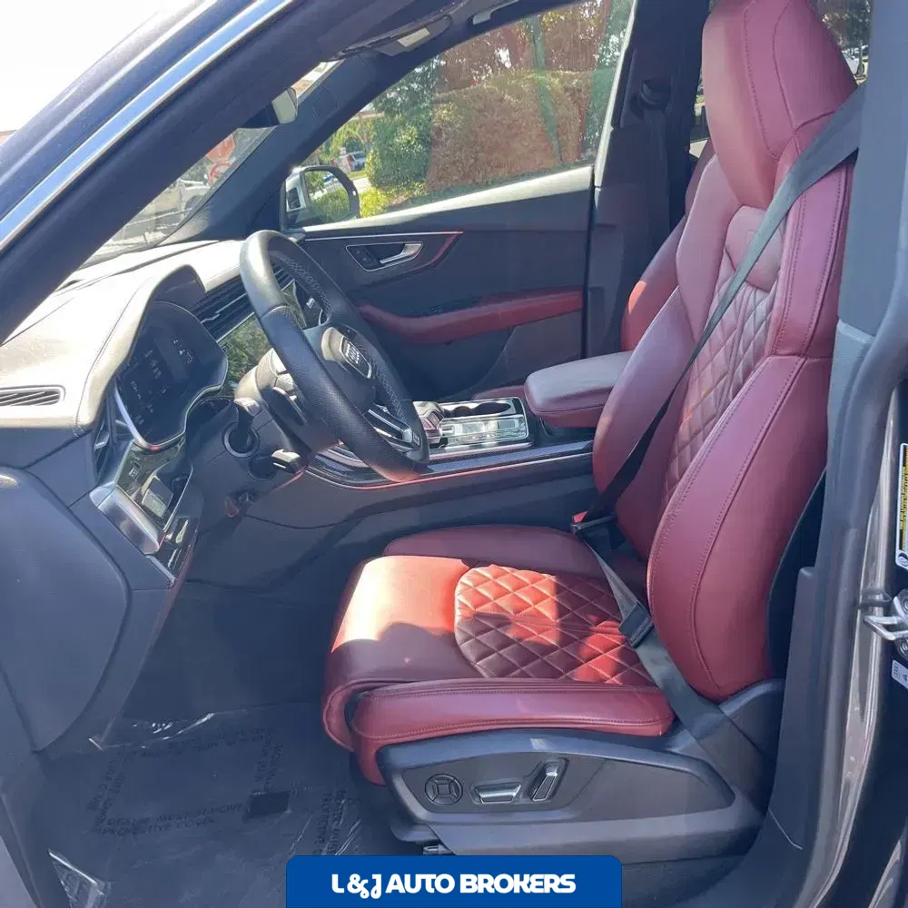 2022 Audi SQ8 Premium Plus
