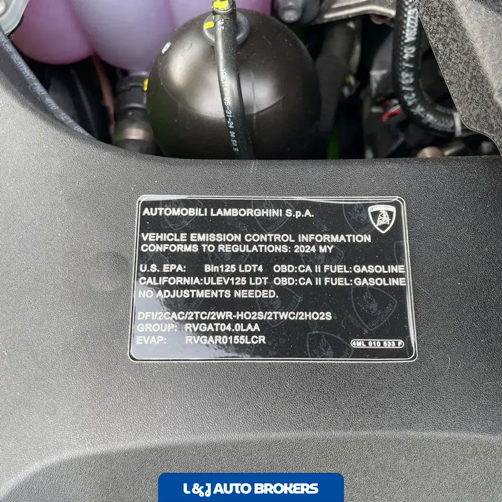 2024 Lamborghini Urus S