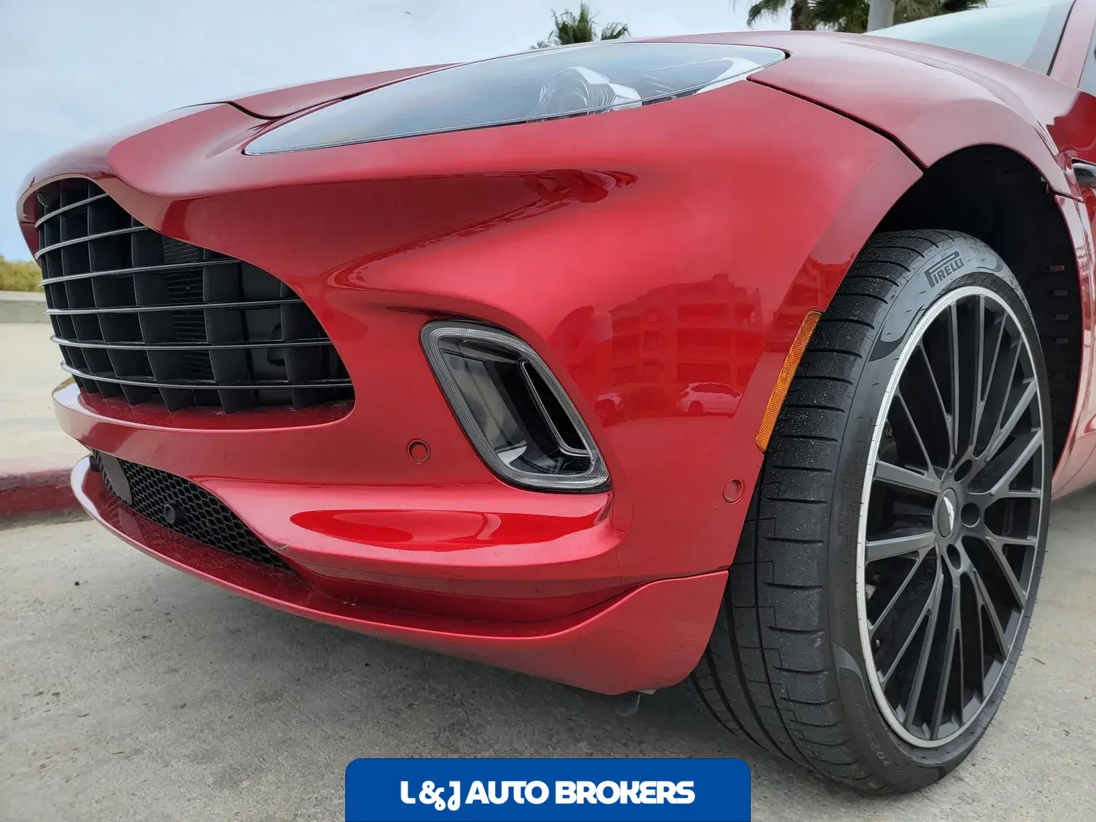 2022 Aston Martin DBX