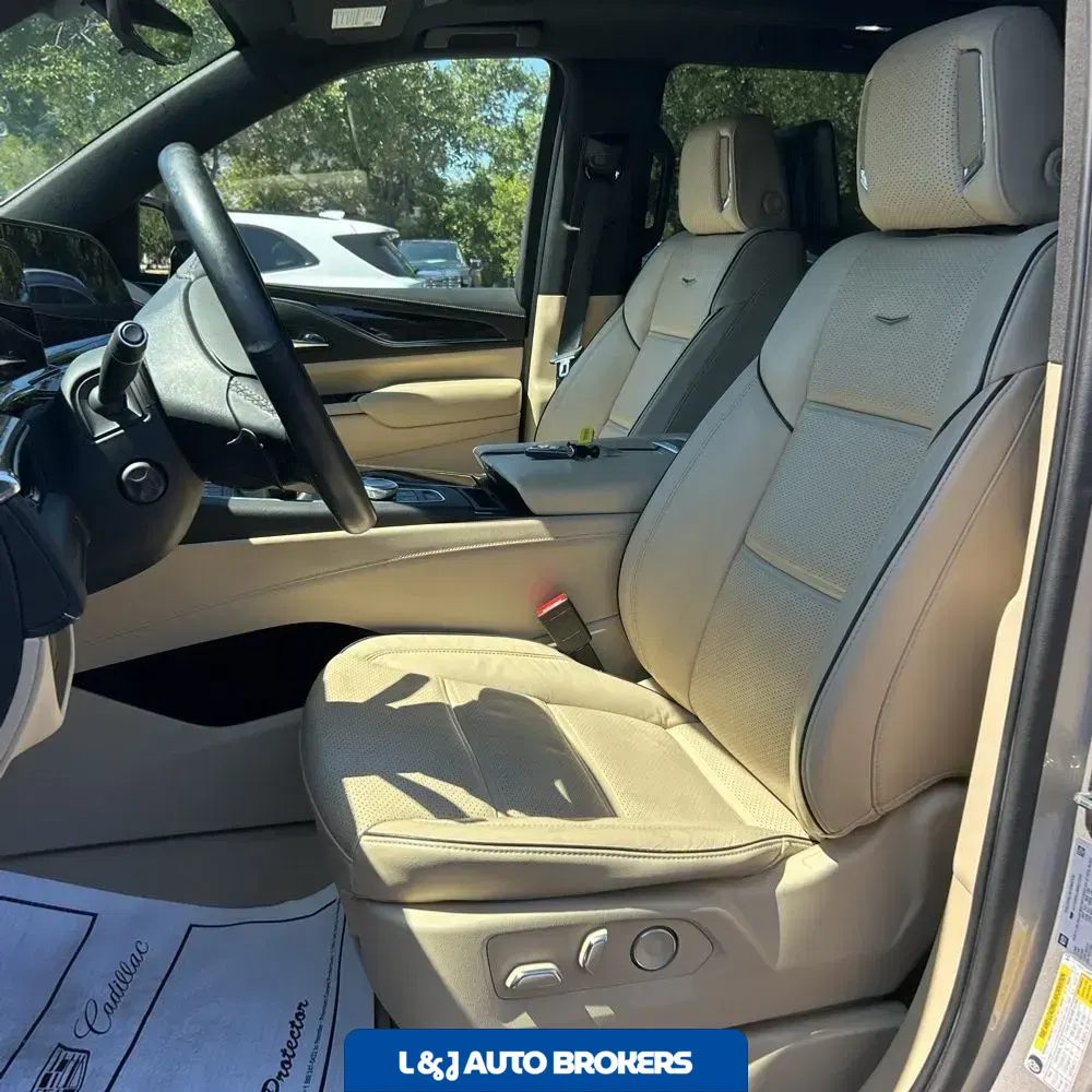 2021 Cadillac Escalade Premium Luxury