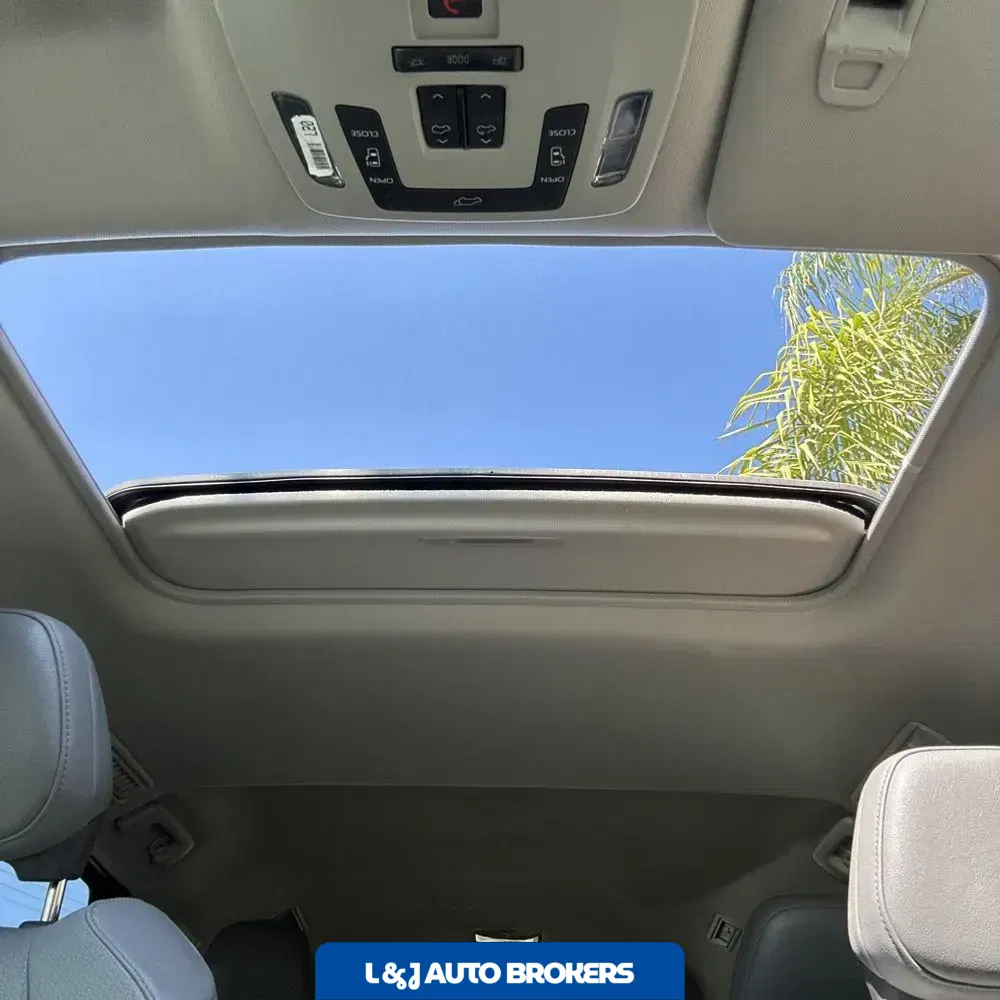 2024 Toyota Sienna XLE 8-Passenger